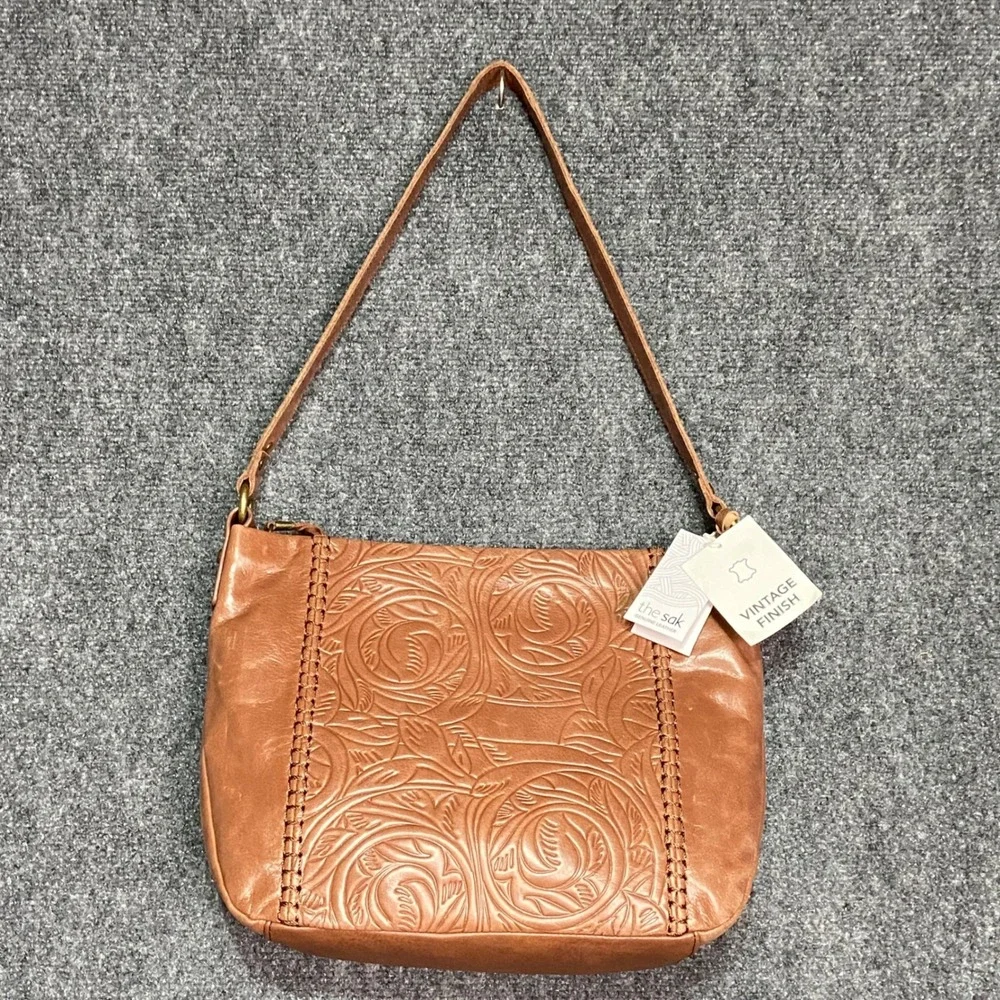 The Sak sak melrose